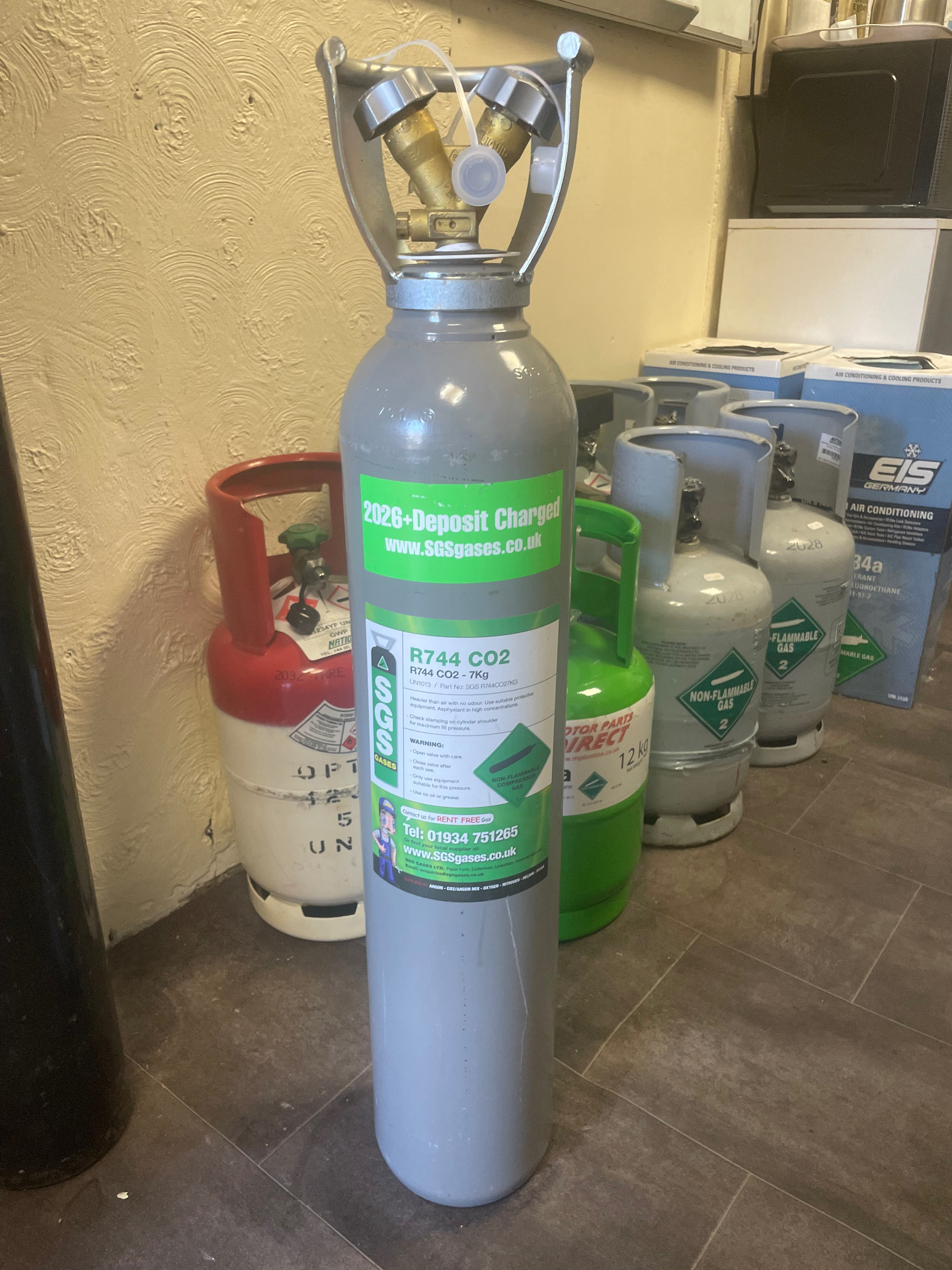 Refrigerant and nitrogen cylinders at ACR-100 workshop